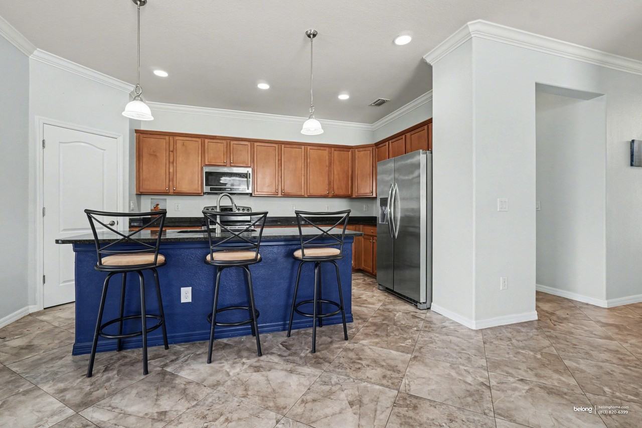 2846 Via Piazza Loop - Photo 3 of 16