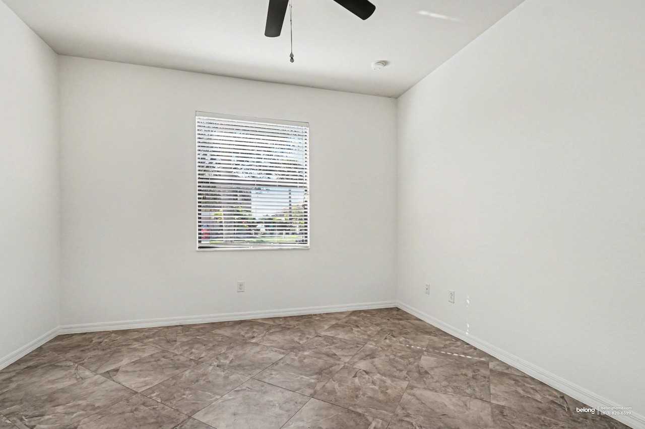 2846 Via Piazza Loop - Photo 5 of 16