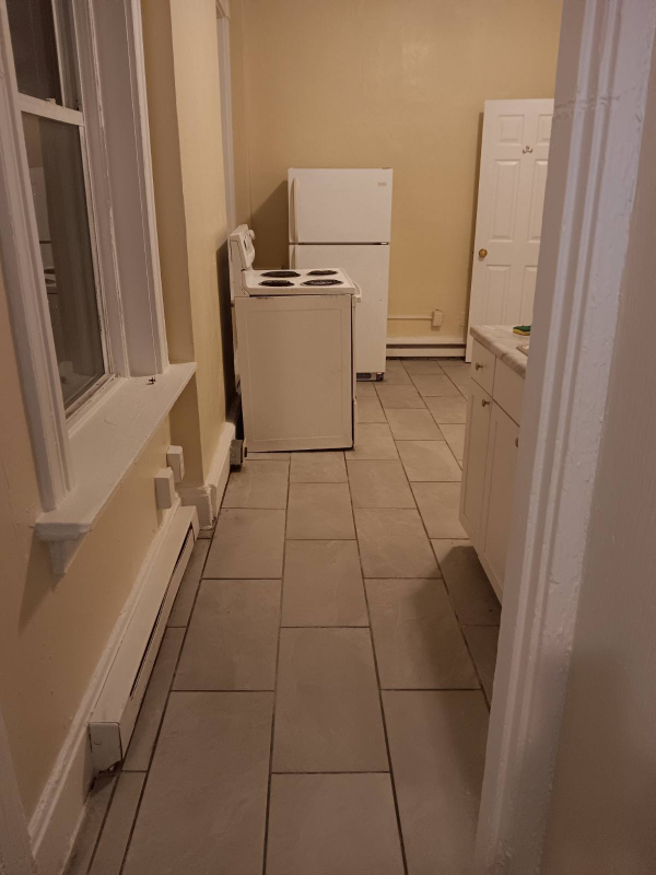 2467 W Mcmicken Ave #6 - Photo 5 of 8