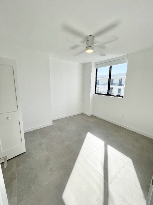 1901 Van Buren St #45 - Photo 7 of 11