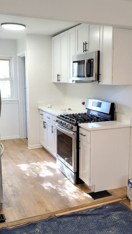 10035 S Yates Blvd - Photo 2 of 15