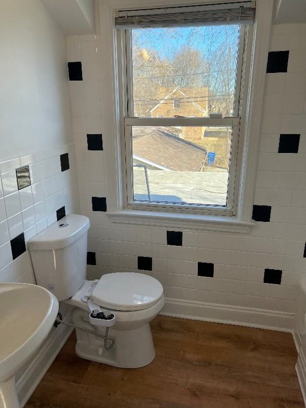 10035 S Yates Blvd - Photo 7 of 15