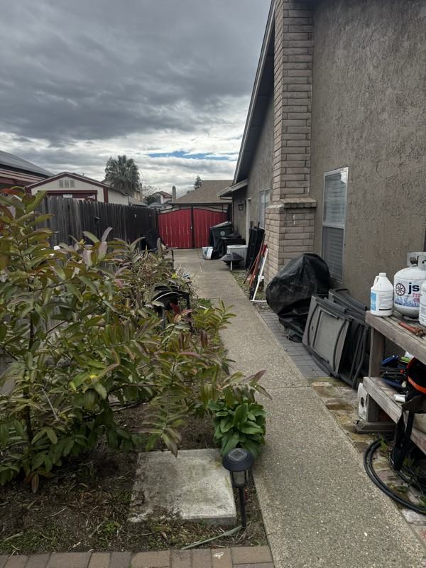 571 Reisling Ct - Photo 4 of 8