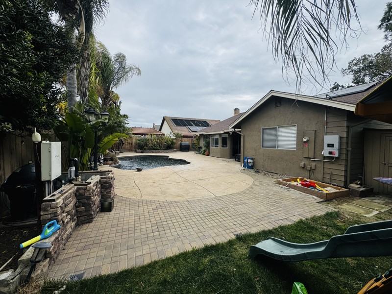 571 Reisling Ct - Photo 6 of 8