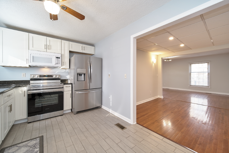 3221 Regents Park Ln #A - Photo 6 of 20