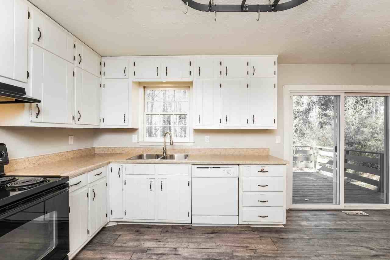 2863 Franklin Rd - Photo 5 of 15