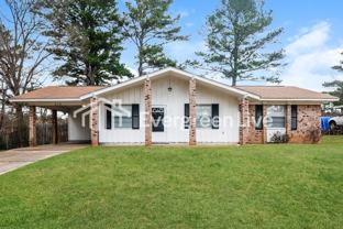 210 Nelson Cir - Photo 1 of 1