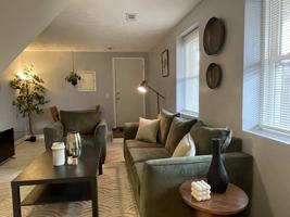 featured image of 888 W Lombard St #B