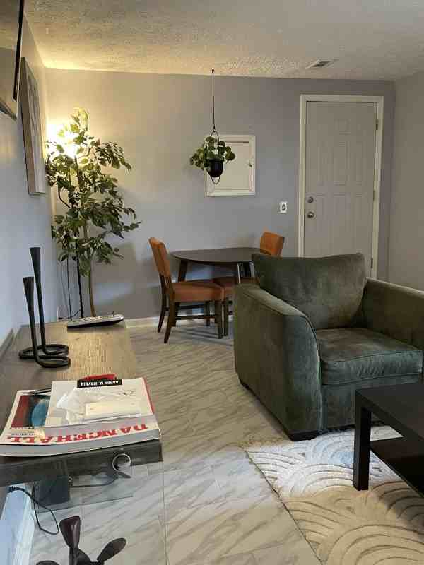 888 W Lombard St #B - Photo 2 of 20