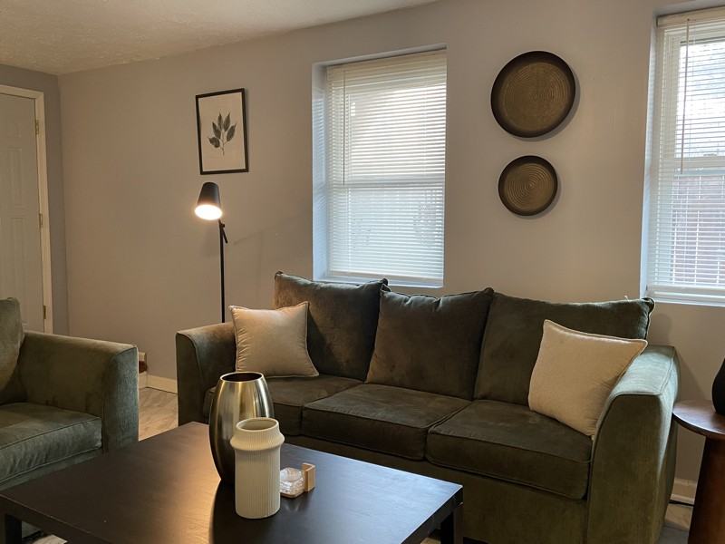 888 W Lombard St #B - Photo 3 of 20