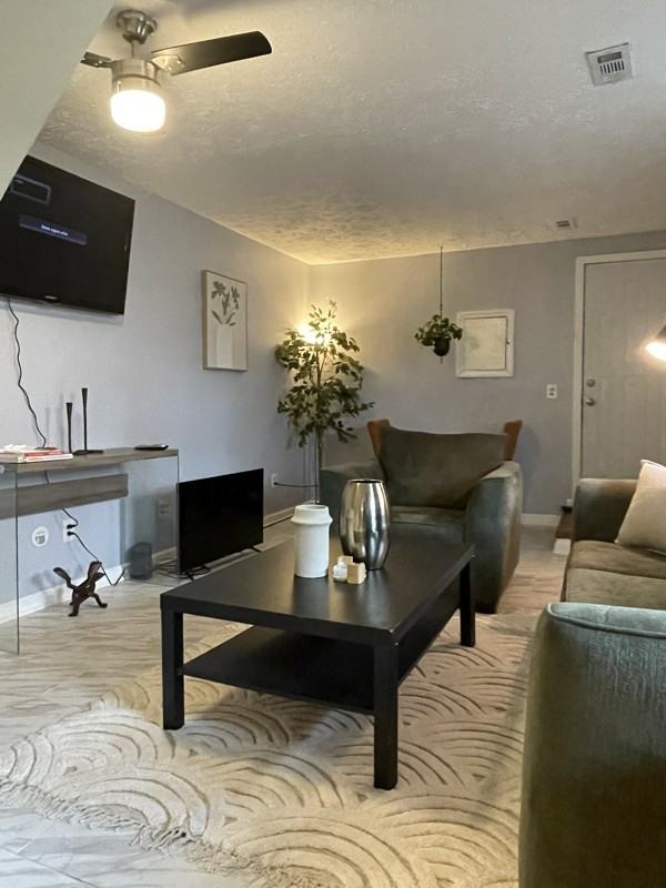 888 W Lombard St #B - Photo 4 of 20