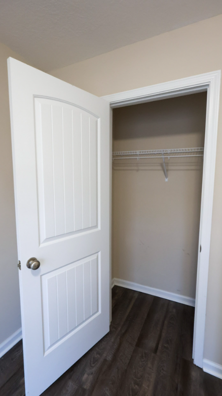 123 Villa Rd - Photo 6 of 21