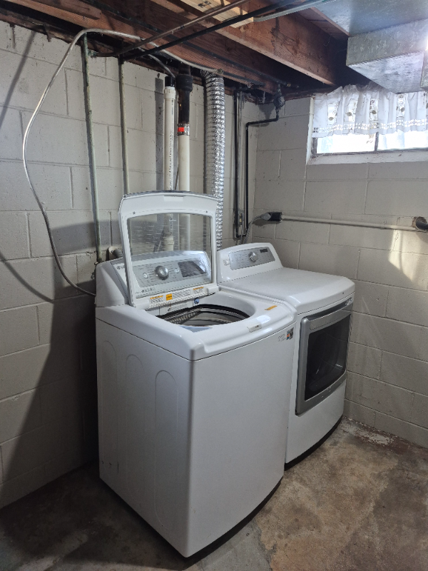 1002 N 76th St - Photo 5 of 7