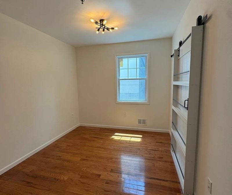 491 S Clinton St #2 - Photo 3 of 8