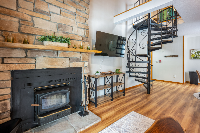 2 Spruce Trl #2 - Photo 7 of 20