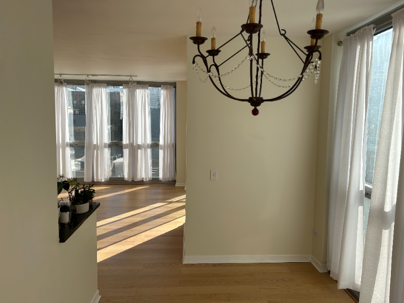 200 W Grand Ave #701 - Photo 5 of 20