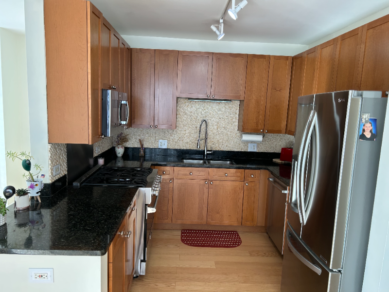 200 W Grand Ave #701 - Photo 6 of 20