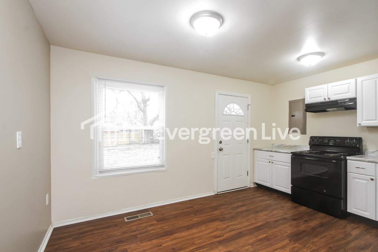 3550 Beeler Ave - Photo 5 of 15