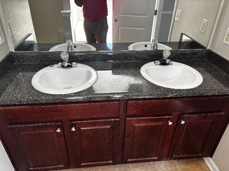 2596 Leland Dr - Photo 4 of 9