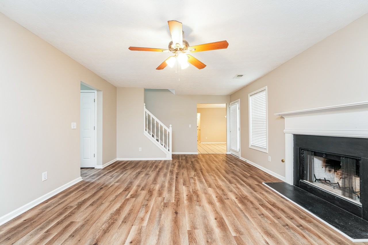 2278 Harmony Lakes Cir - Photo 3 of 10