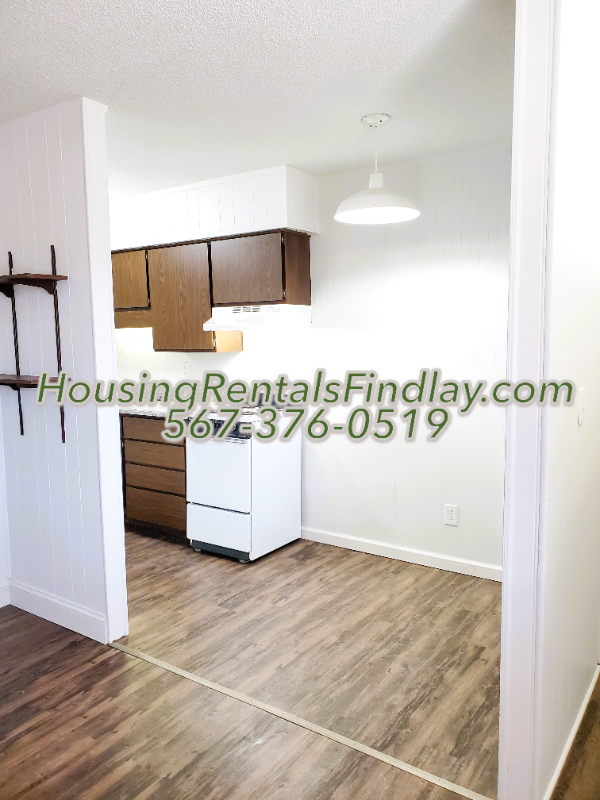 819 N Cory St #1 - Photo 3 of 10