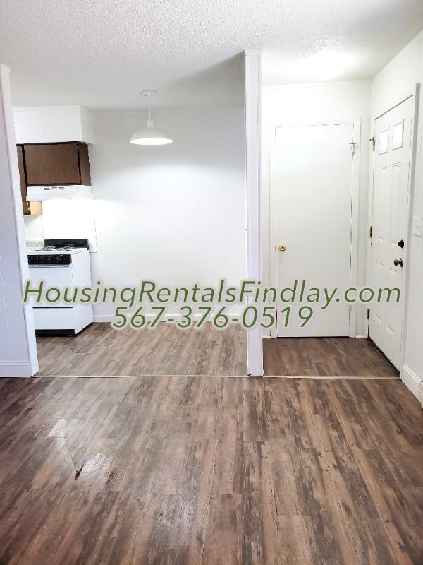 819 N Cory St #1 - Photo 5 of 10