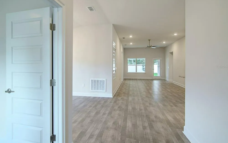 88 Rae Dr - Photo 4 of 8