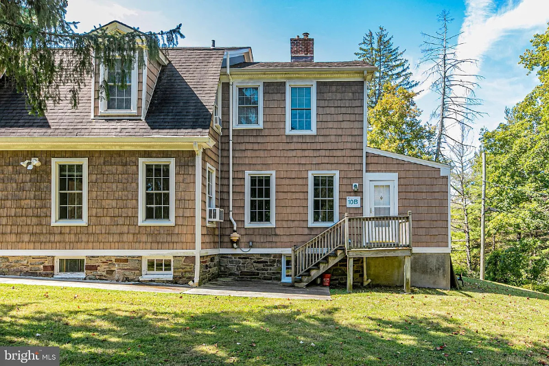 10 Preservation Pl #B - Photo 2 of 15