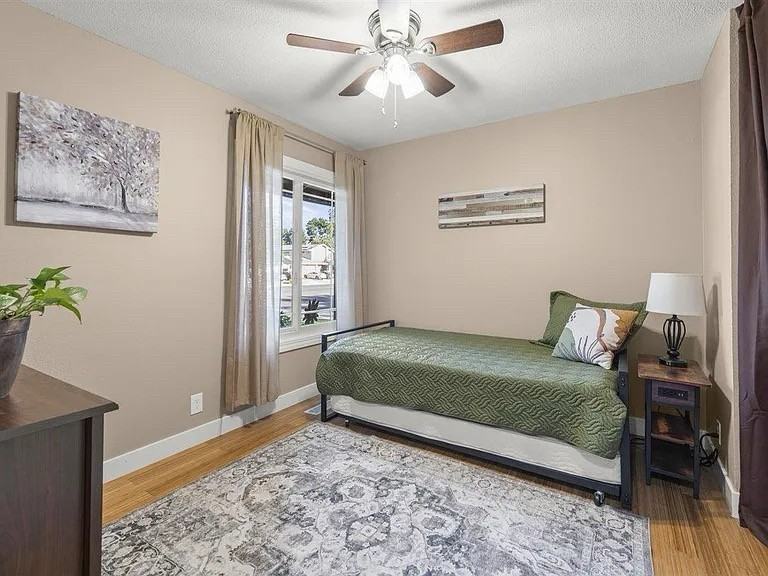 7330 Wren Ave - Photo 7 of 18