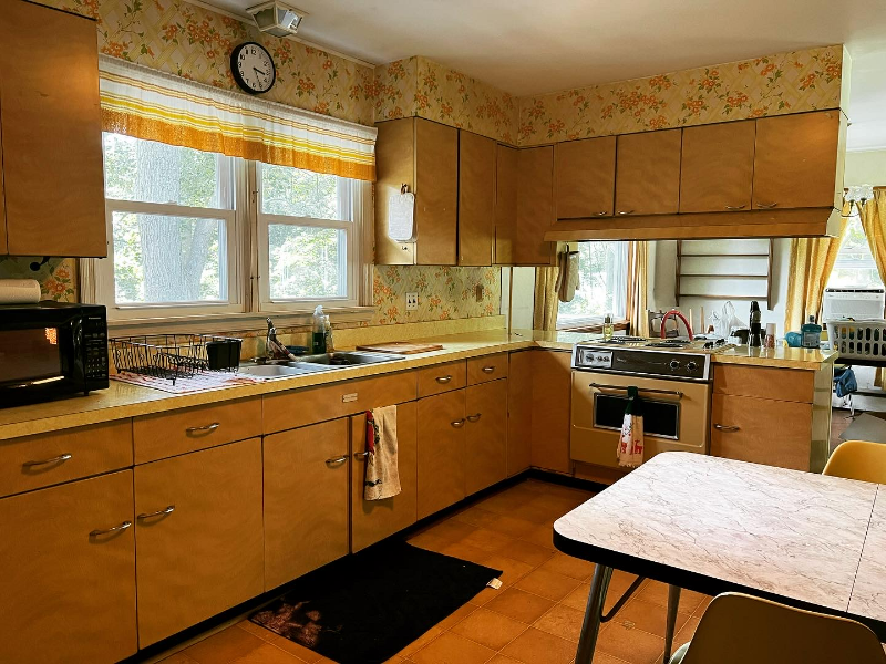 1 Hammond Ln #1 - Photo 5 of 9