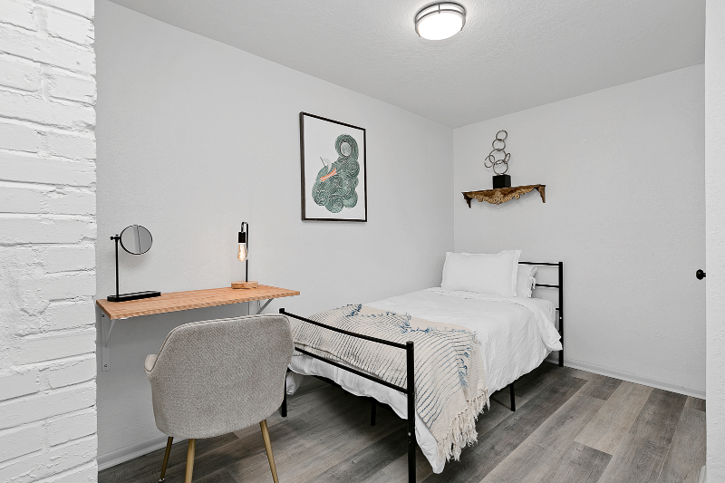 501 N 27th St #501 - Photo 4 of 13