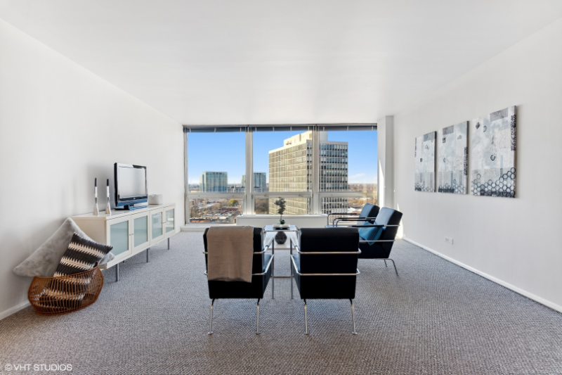 2400 N Lakeview Ave #1606 - Photo 3 of 19