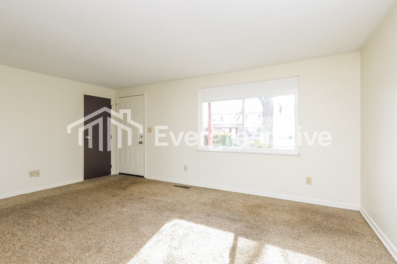 4413 Procuniar Dr - Photo 4 of 15