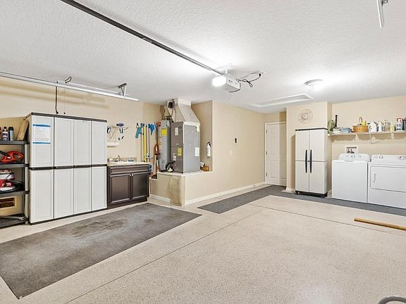 930 Margaux Trl - Photo 4 of 13