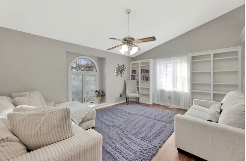 10106 W Jamesburg St - Photo 7 of 19