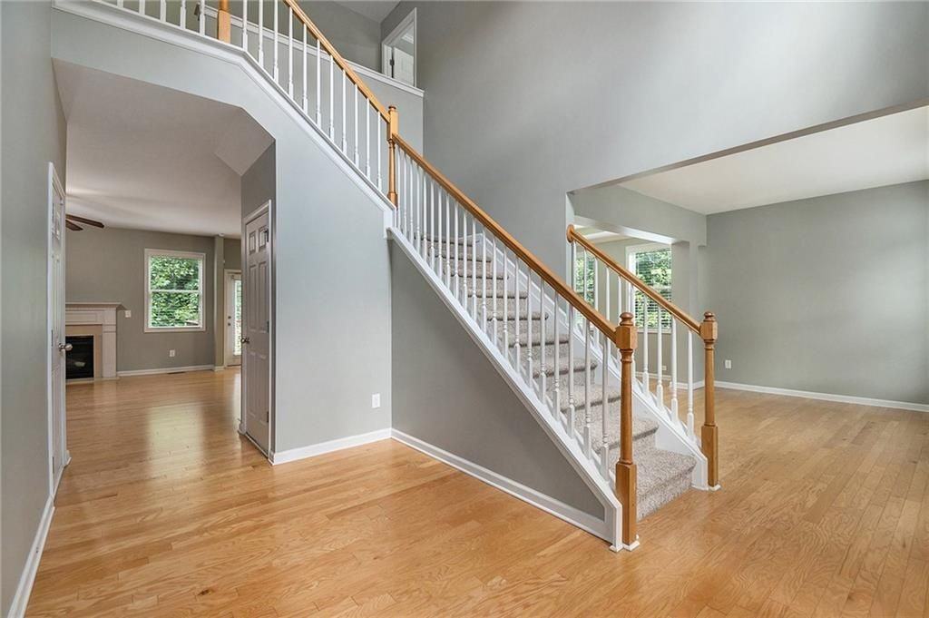 1545 Shiloh Manor Ct - Photo 3 of 31