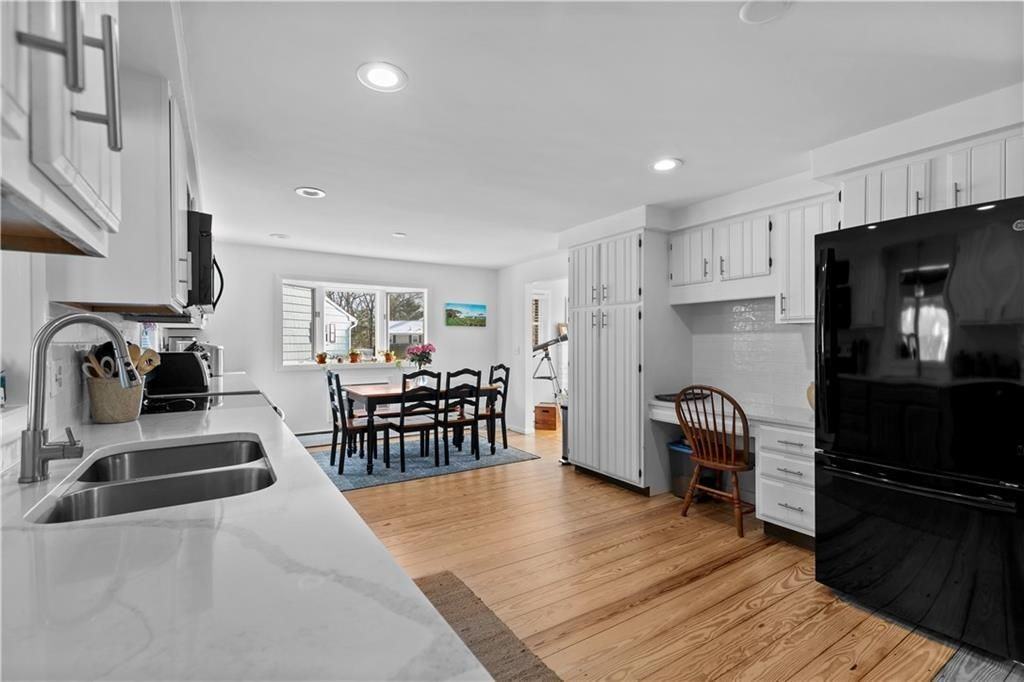 84 Birchwood Dr - Photo 6 of 19