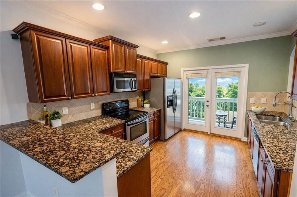 2043 Liberty Ct Nw - Photo 2 of 22
