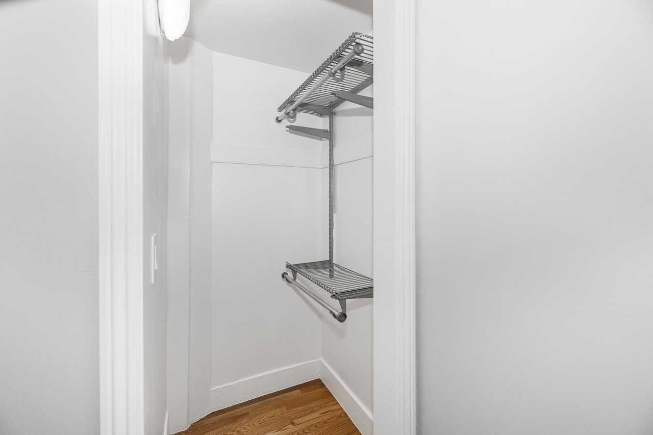 1201 Pine - Photo 6 of 11