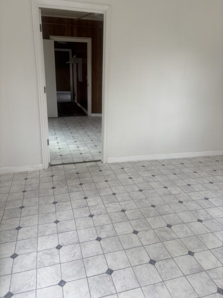 626 S Oak St #626SOAKST - Photo 2 of 14