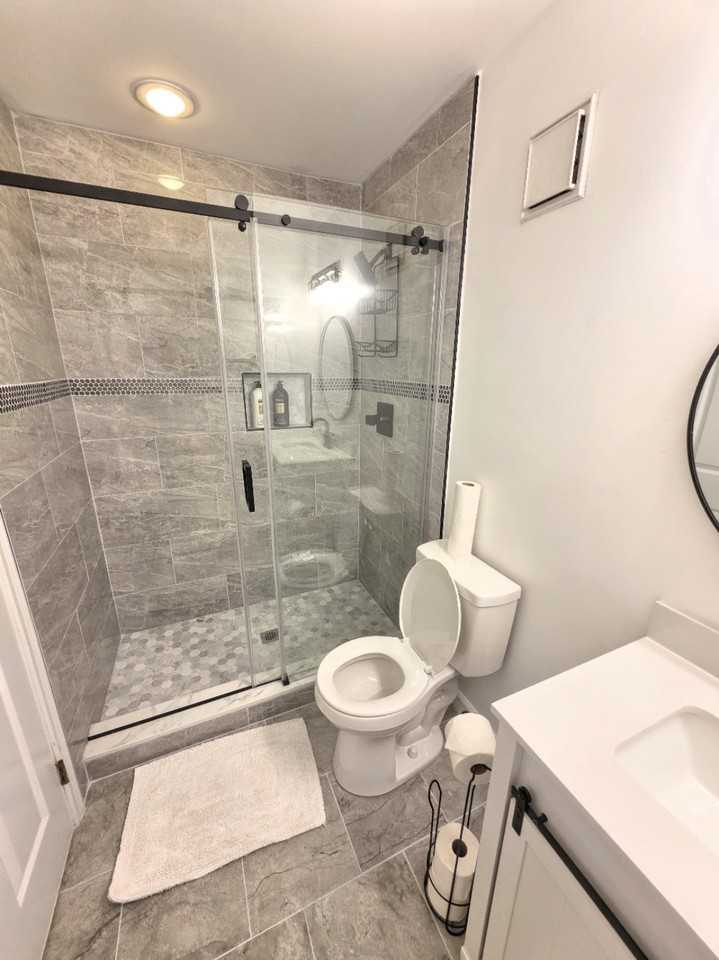 725 Herndon Woods Ct - Photo 5 of 5