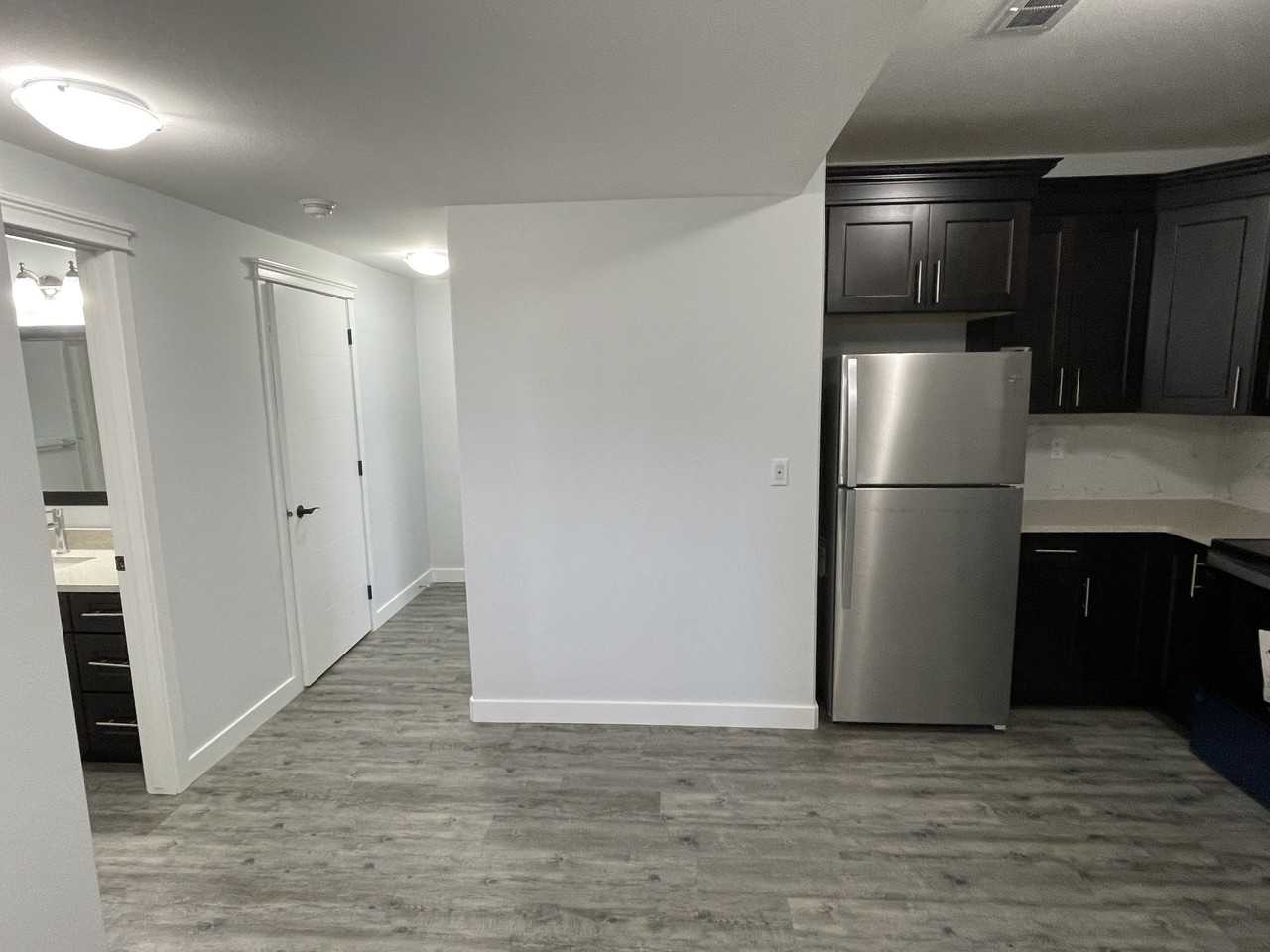 2 Bedroom | 1 Bathroom | Lower Unit 728 Feheregyhazi Blvd - Photo 6 of 16