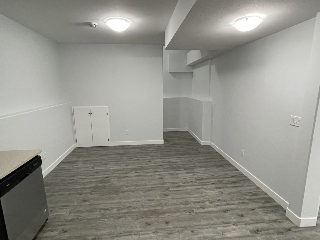 2 Bedroom | 1 Bathroom | Lower Unit 728 Feheregyhazi Blvd - Photo 7 of 16