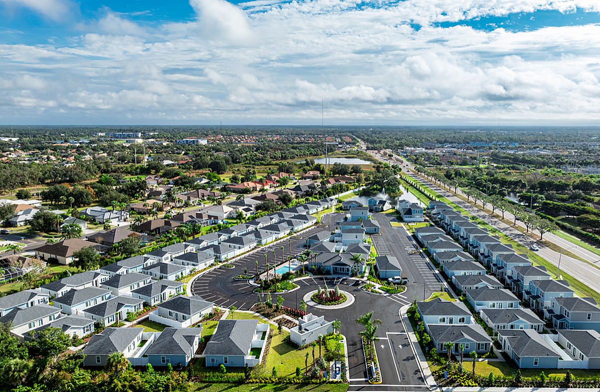 Villas at Venice - Photo 6 of 79