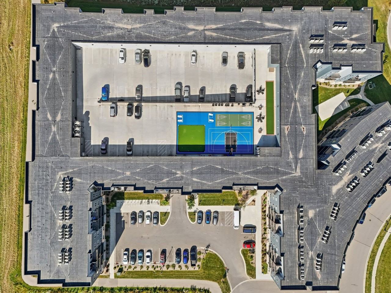 The Edge at Terravessa - Photo 2 of 50