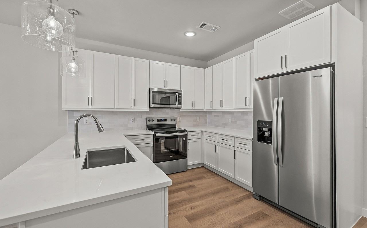 Brentwood at the Reserve - Photo 2 of 20