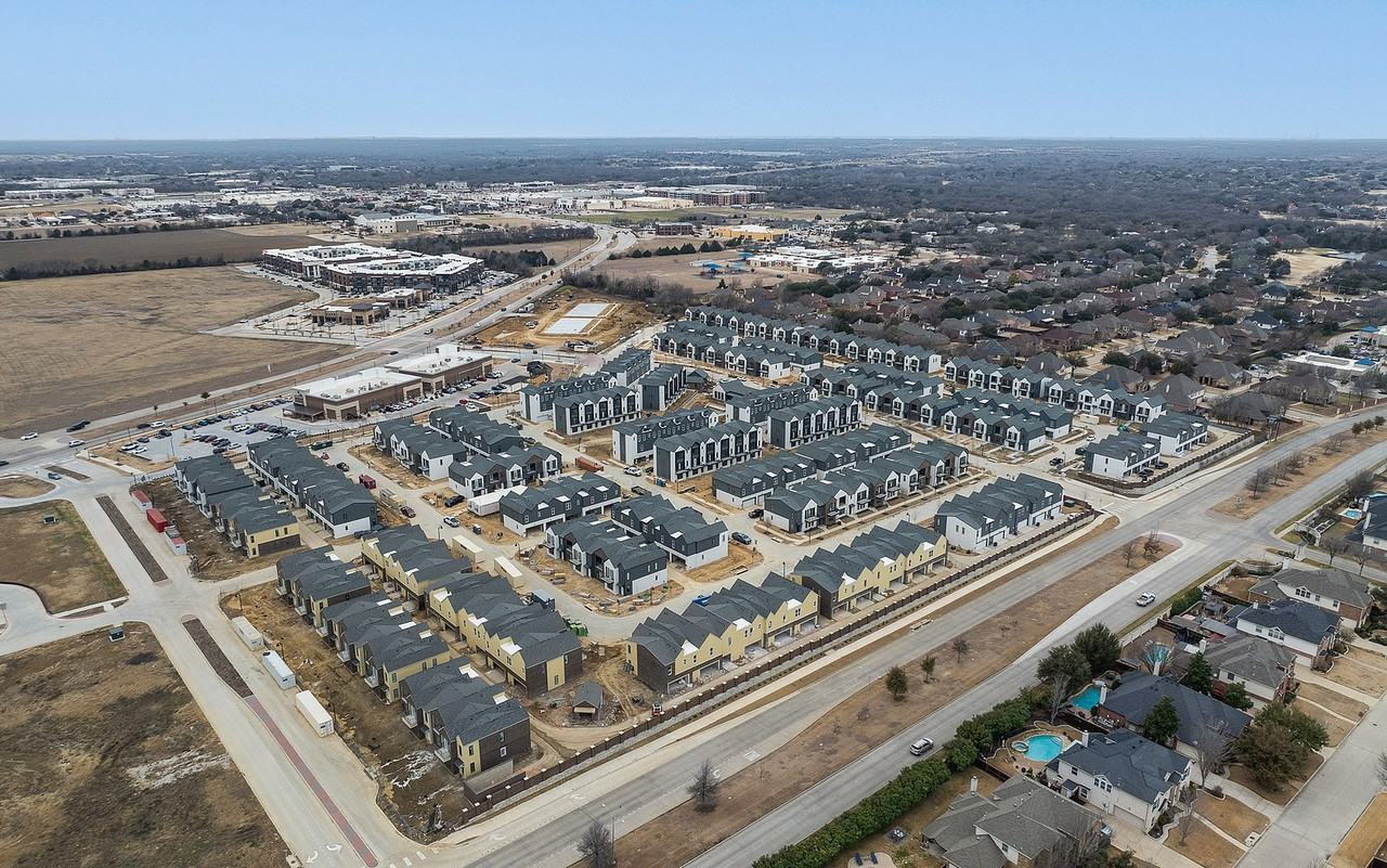 Brentwood at the Reserve - Photo 6 of 20