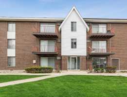 featured image of 4209 W 115th St