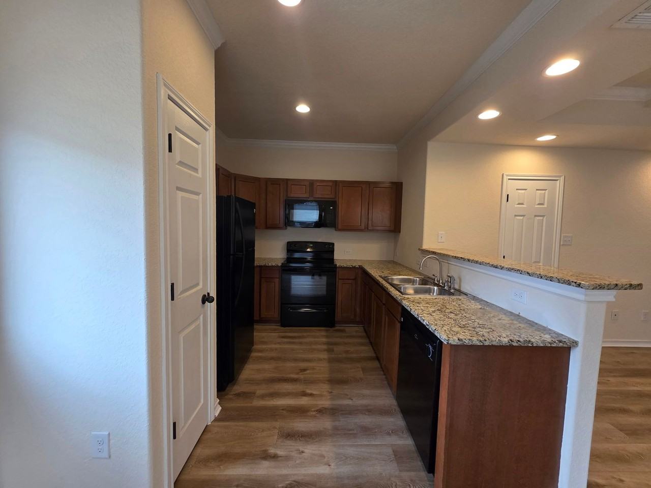 16827 16827 Dancing Ava - 4* - Photo 4 of 20