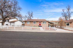 2525 Nadine Dr #NA - Photo 1 of 1